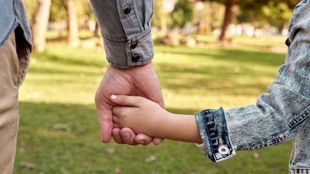 Relationships Are Key to Kids’ Growth — And They’re in Crisis, Expert Says